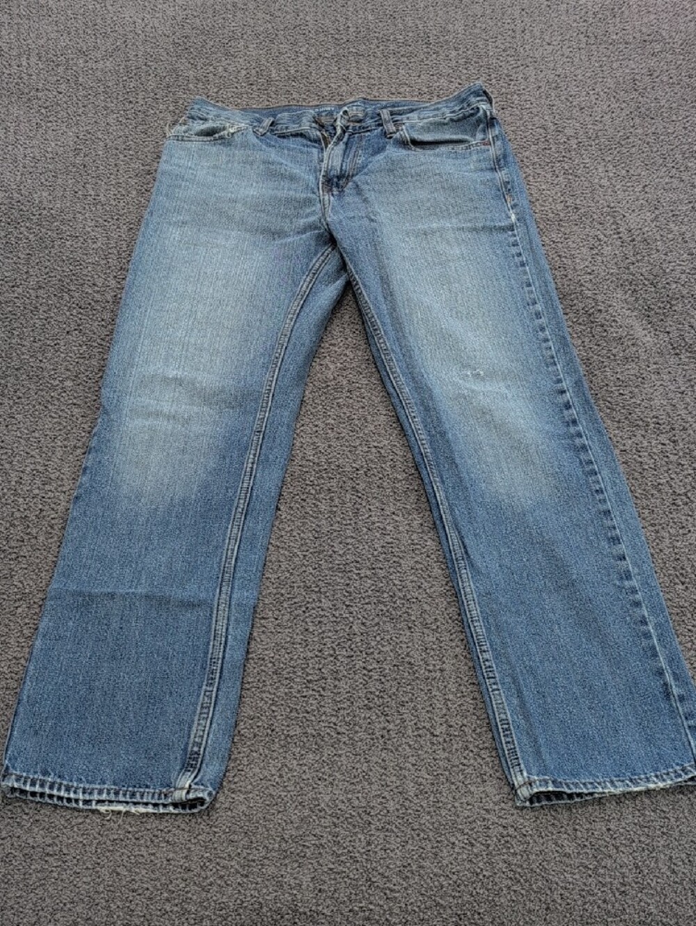 Old Navy Men’s Regular Standard Fit Jeans *Damaged*